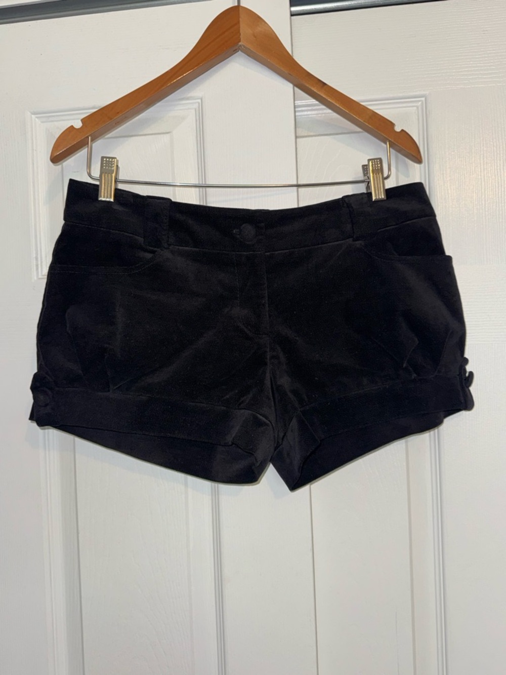 Necessary Objects Black Velvet Cuffed Shorts Medium | Tailored Chic Luxe Y2K